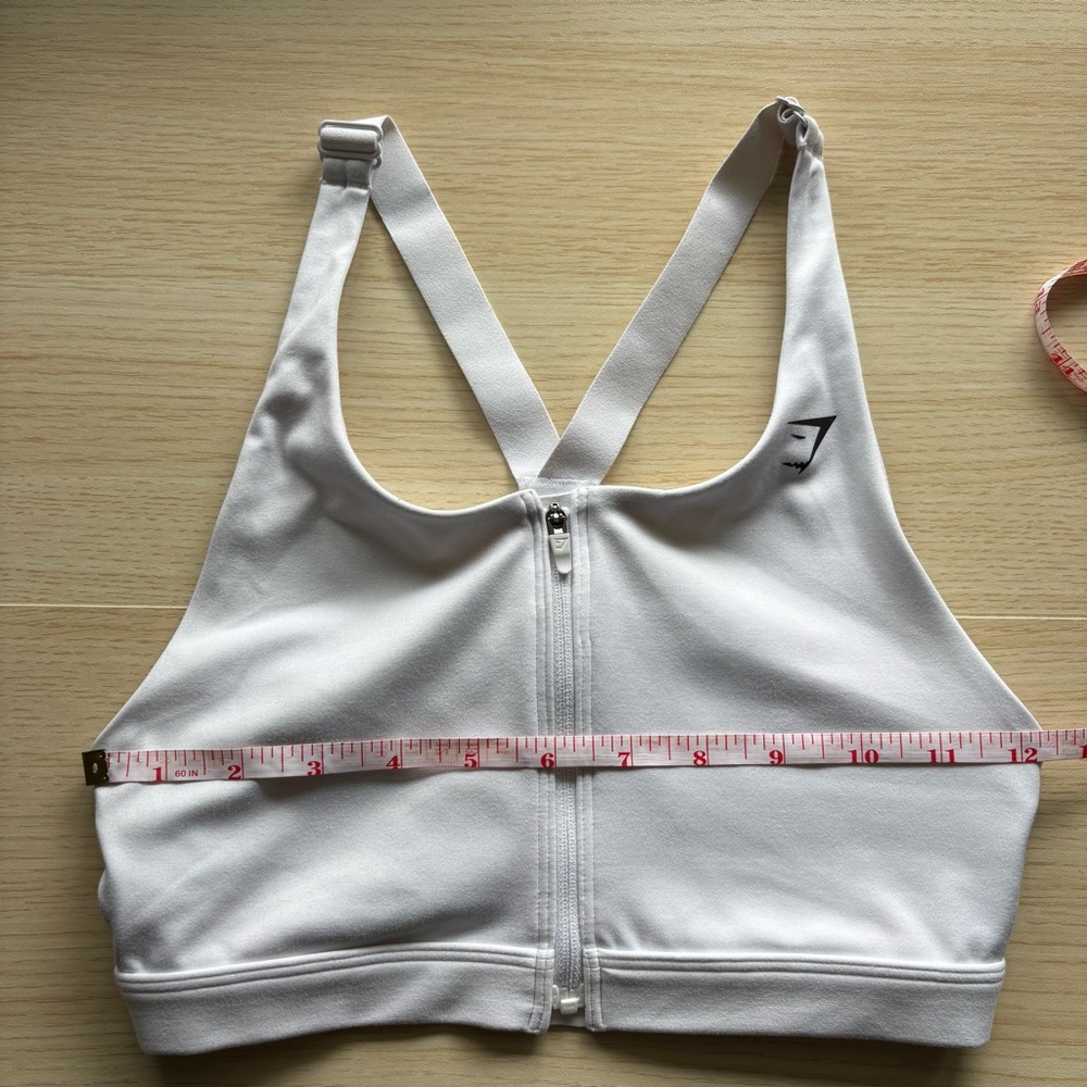 Gymshark White Zip Front Sports Bra XS Athletic Workout Crop Top Activewear - Picture 11 of 13